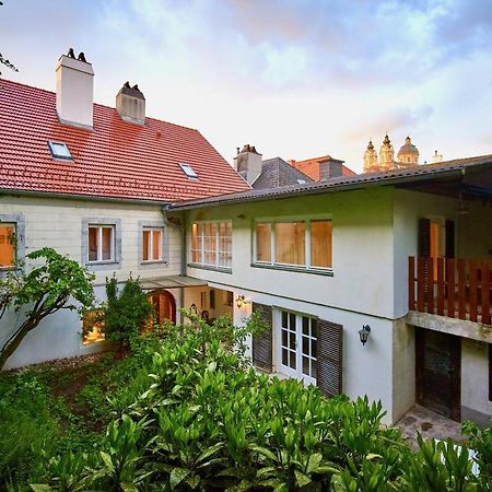 Altstadt Apartments Melk Mit Sauna Bagian luar foto