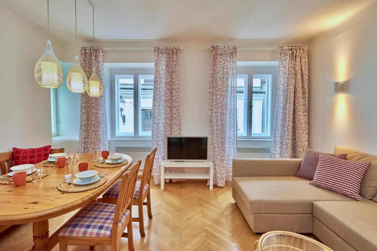 Altstadt Apartments Melk Mit Sauna Bagian luar foto
