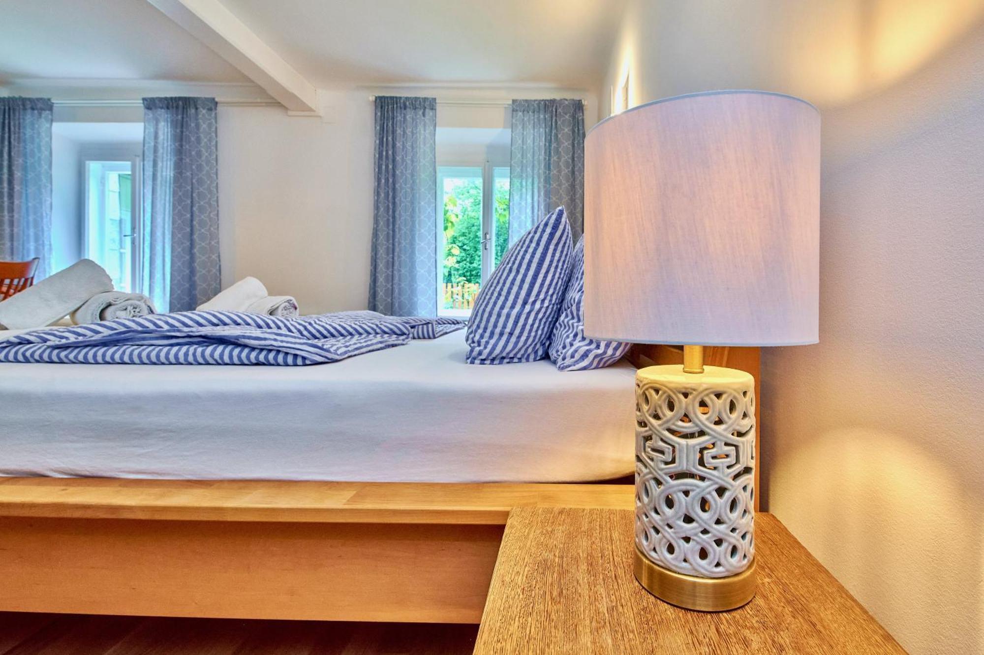 Altstadt Apartments Melk Mit Sauna Ruang foto